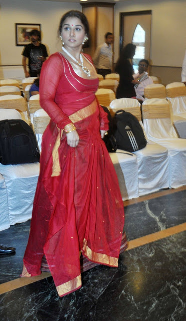 Bollywood Actress Vidya Balan Unseen Stills In Red Dress 5